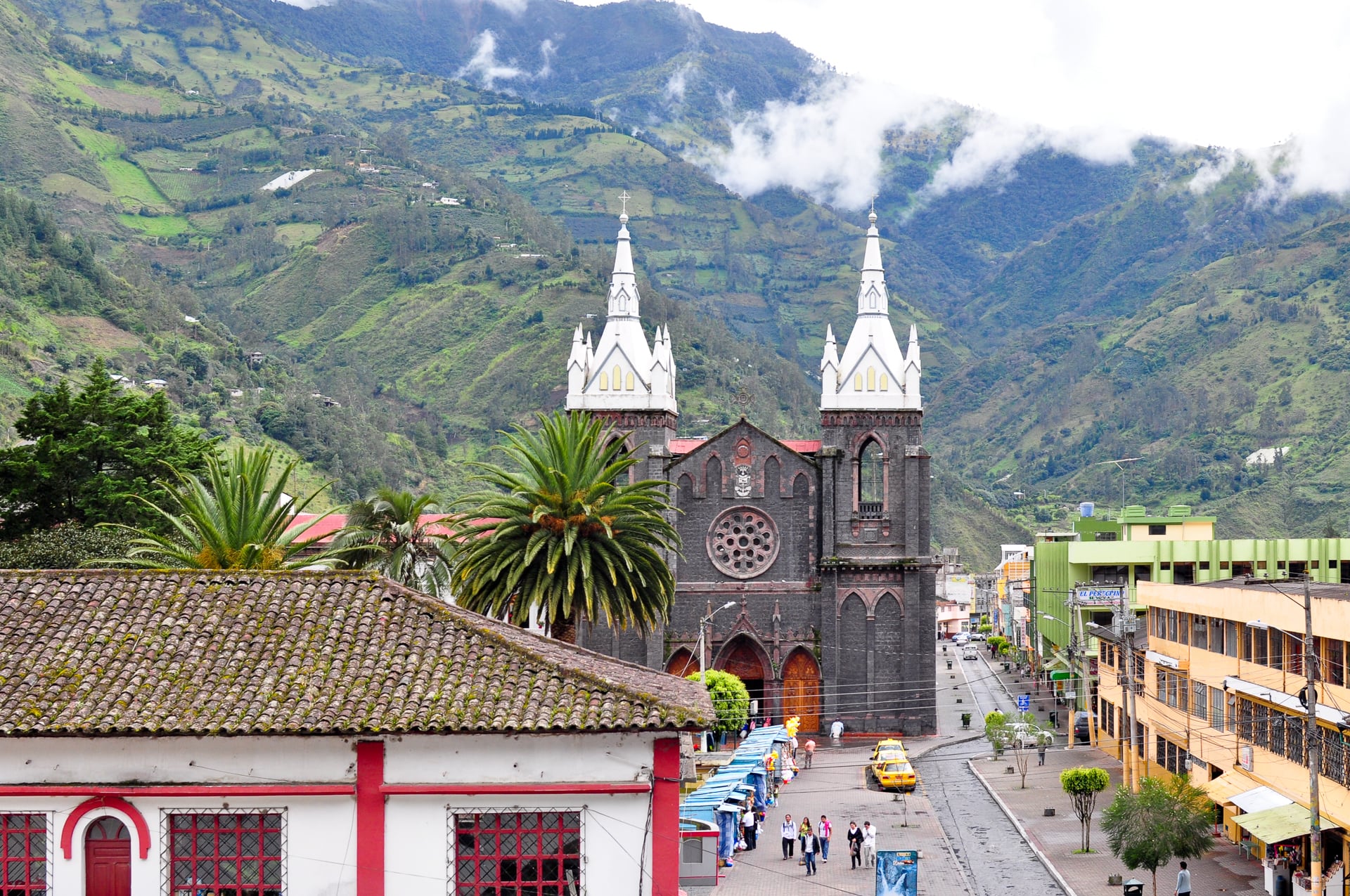 Banos Ecuador Seeing The Sights Hiking The Hills Awaygowe Travel Blog