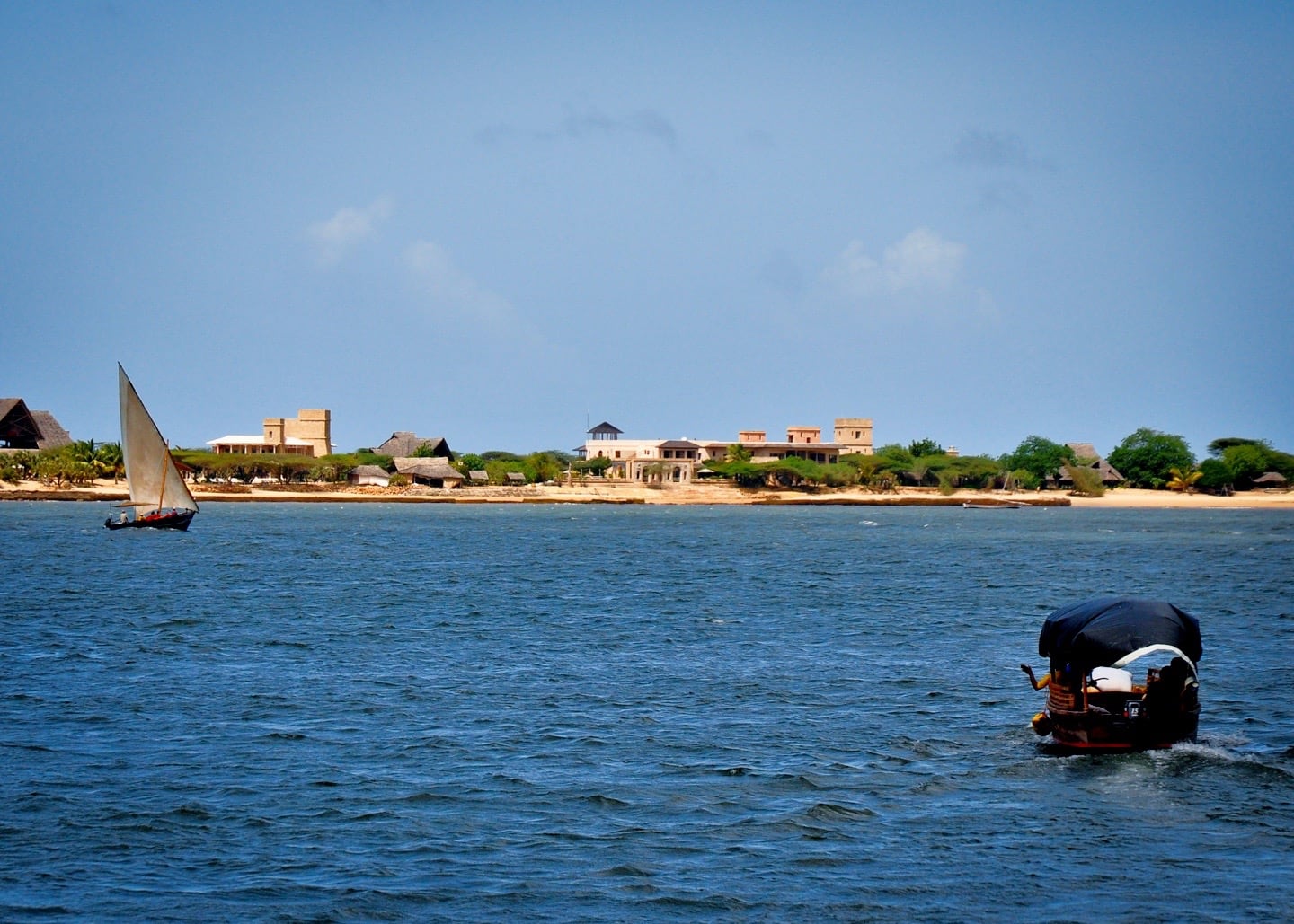 Shela Lamu dhow water