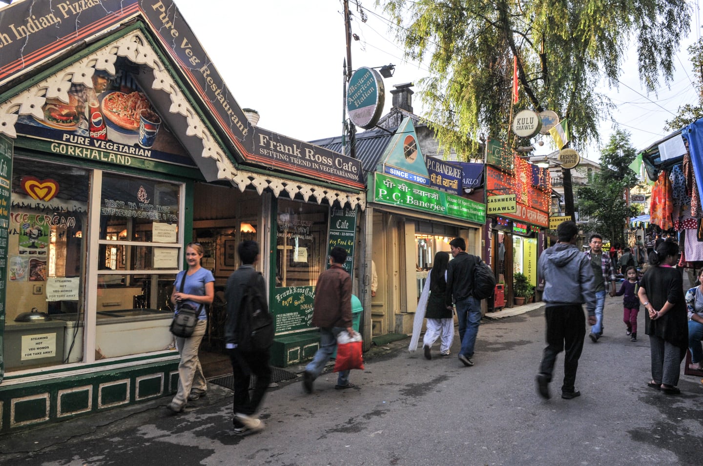 Walking Nehru Road Darjeeling Hill Station India