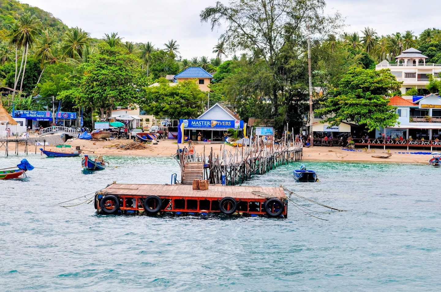 pier at Mae Haad Koh Tao