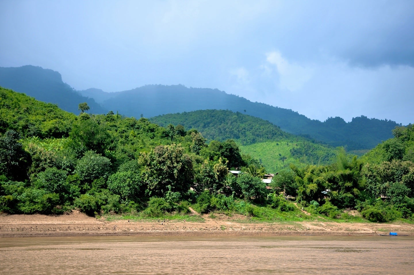 slow boat to luang prabang mekong scenery