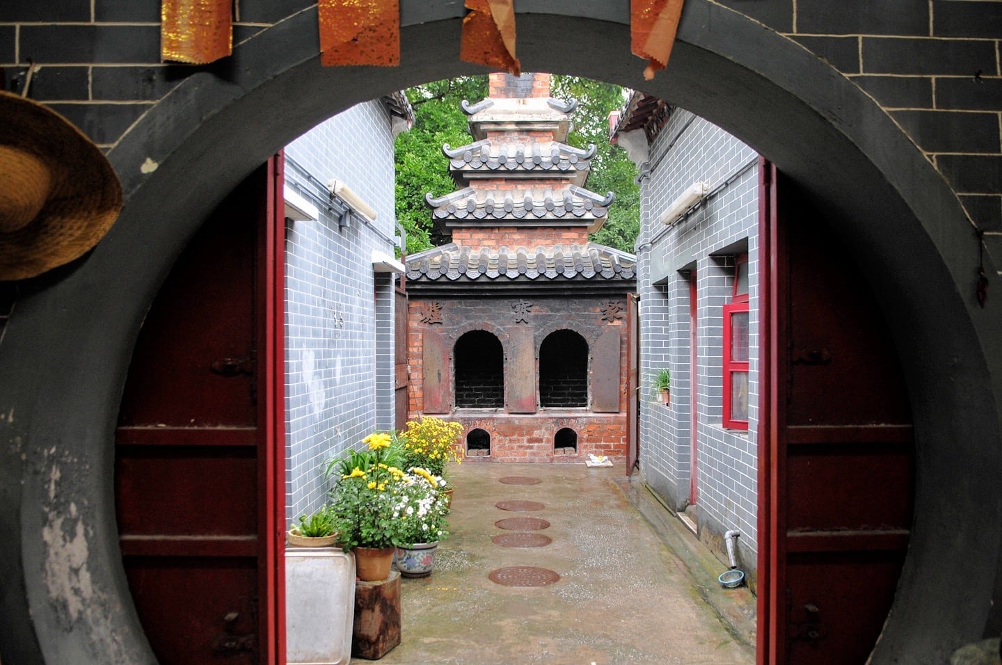 hong kong yeung hau temple