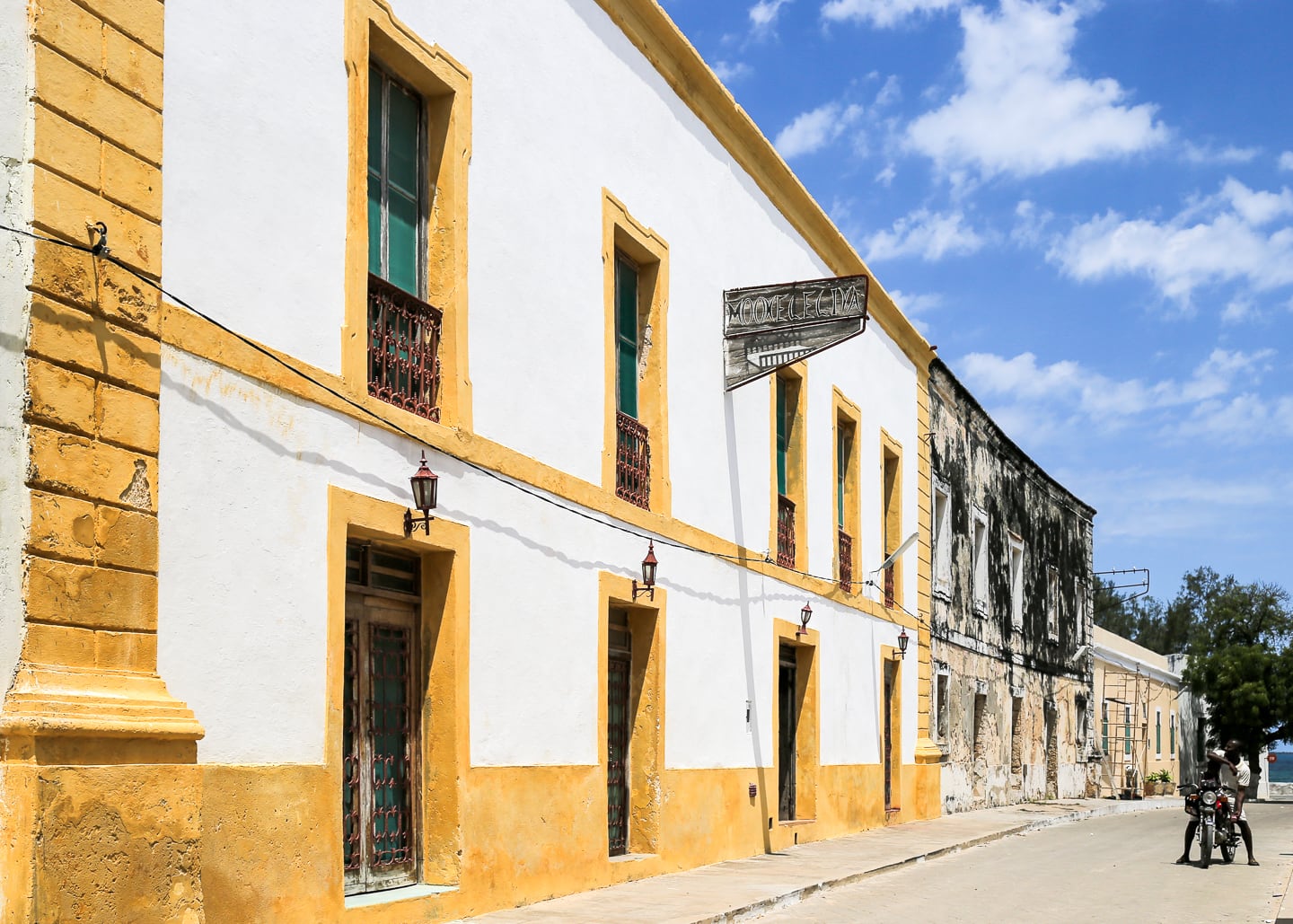 Lodging Expenses Mozambique