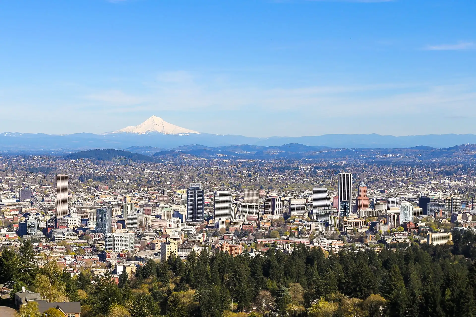 Pittock Mansion hike via Lower Macleay Trail Portland Oregon