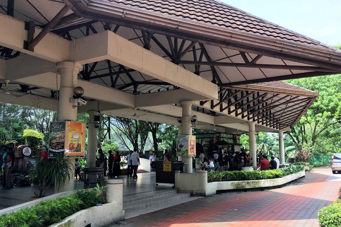 entrance to kl bird park