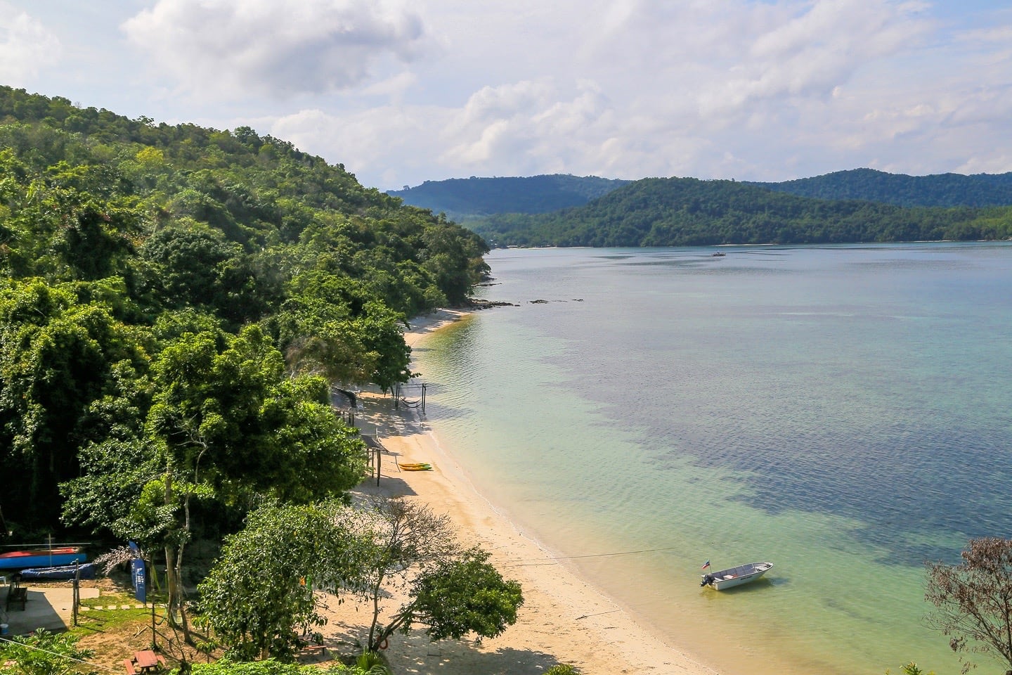 Malaysia Sabah Pantai Merakit Bigfin Dive Camp (Borneo)