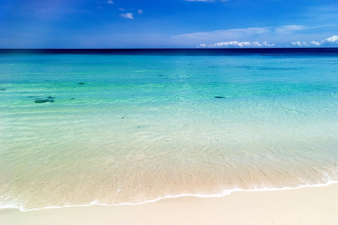 secret beach kudat sabah malaysia borneo