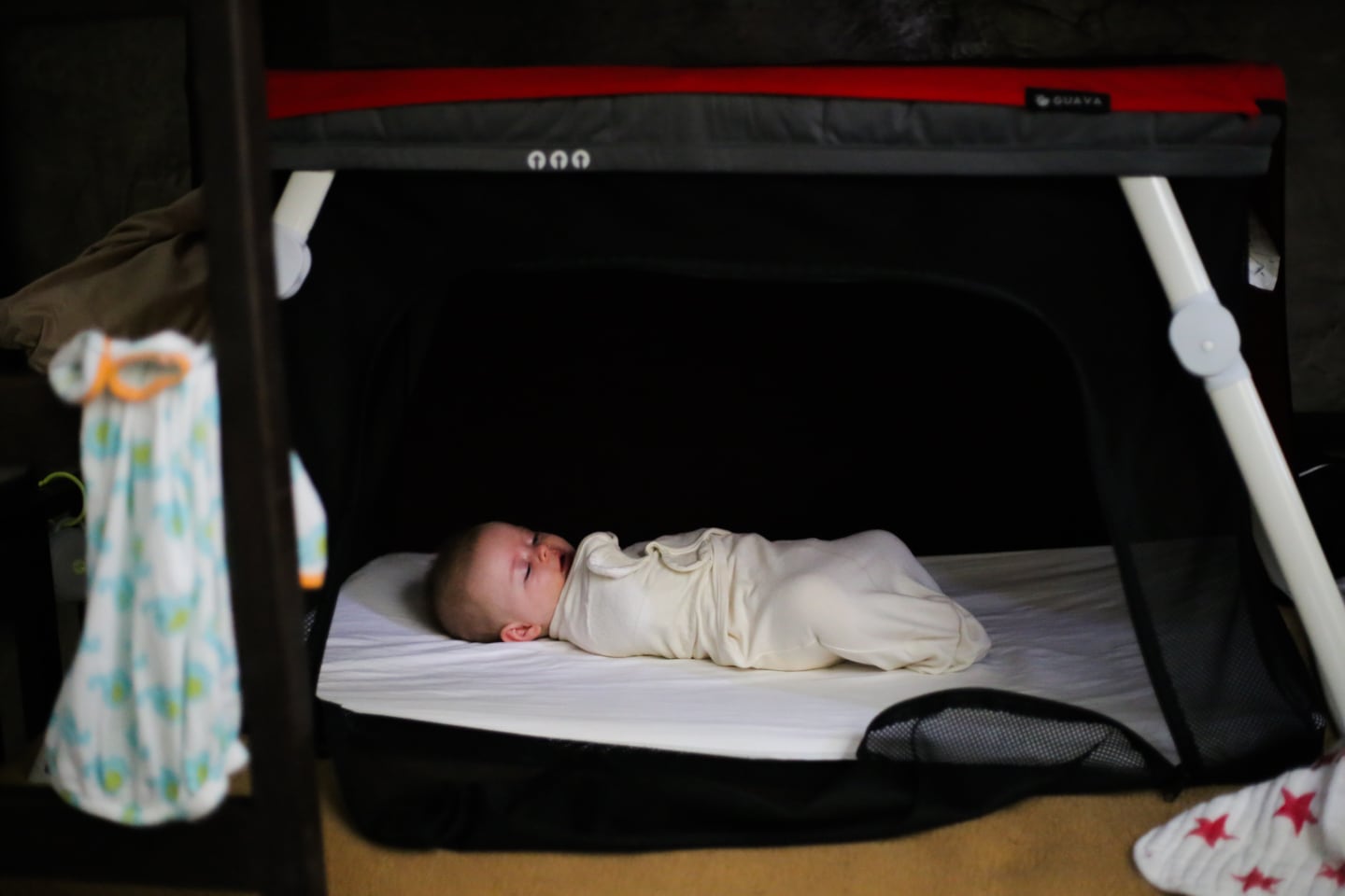 Guava Lotus Travel Crib review for infant or toddler