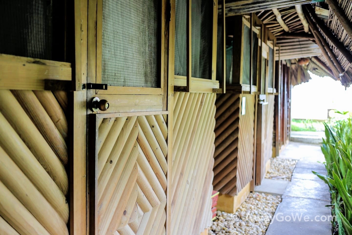 wood cabana thatch roof