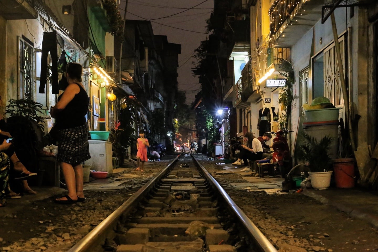 hanoi train street vietnam night