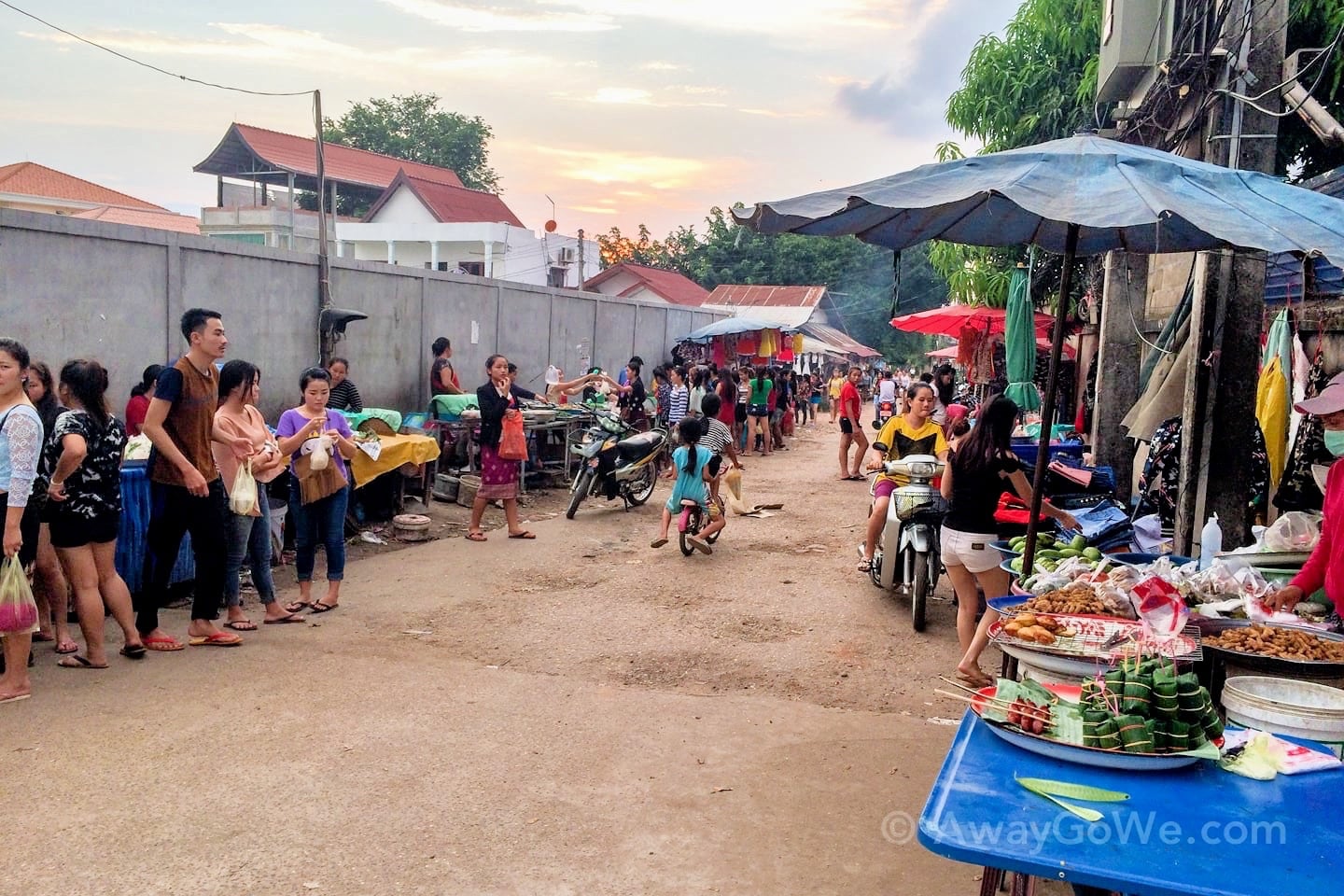 local food market in vientiane