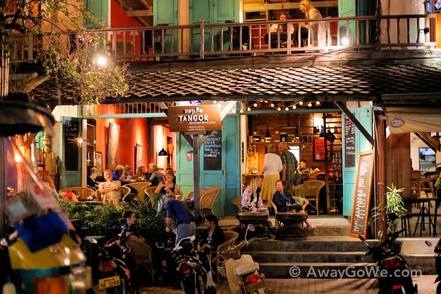 evening scene high street luang prabang