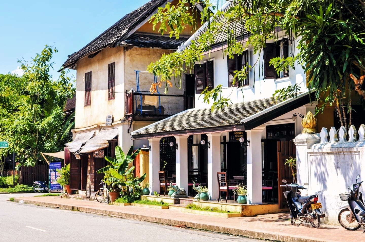 historic buildings in luang prabang