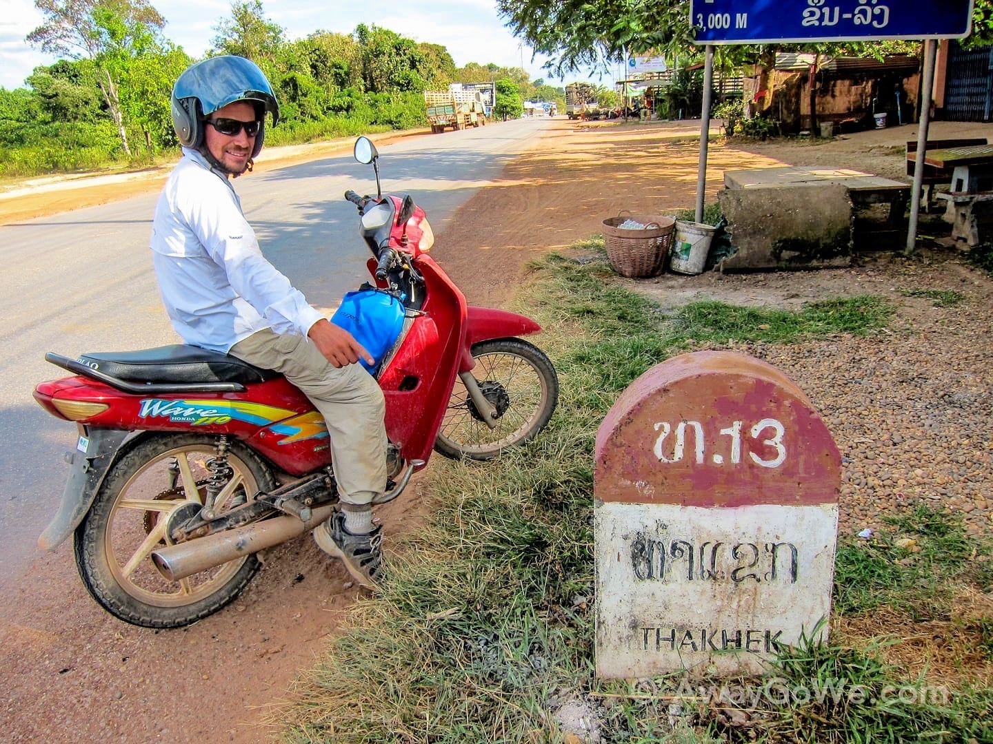 reasons to visit laos motorbiking