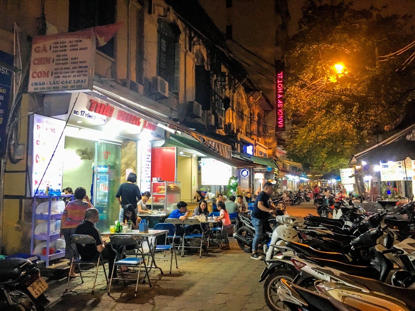 Hanoi food street food alley