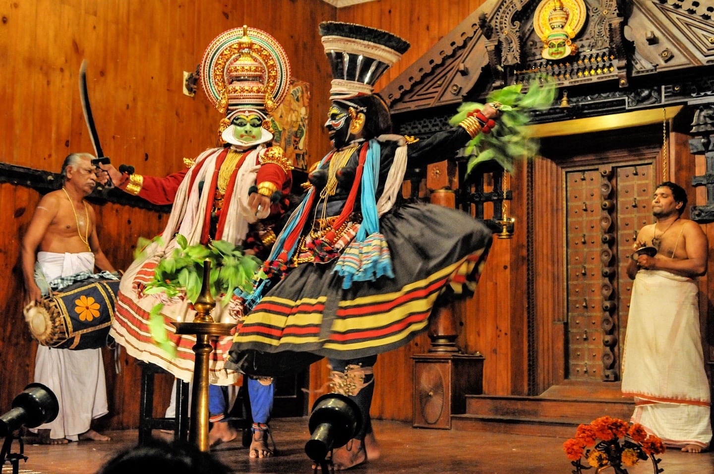 kerala kathakali centre dance fort kochi