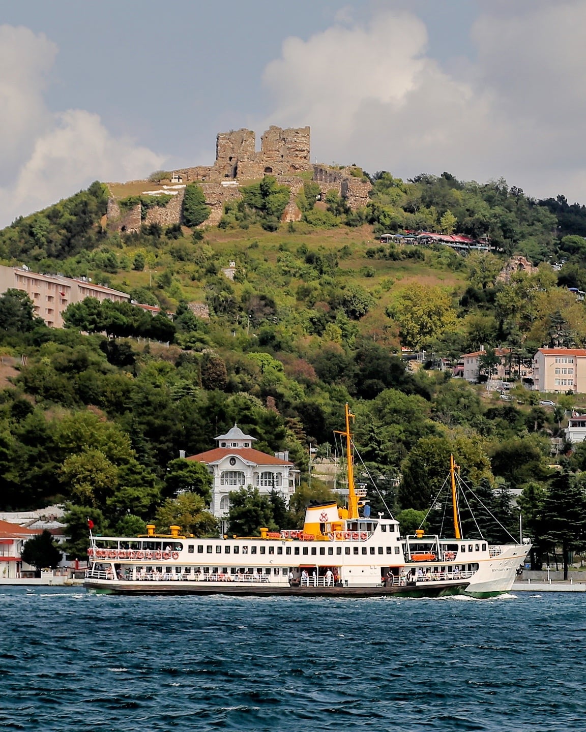 bosphorus cruise istanbul with kids