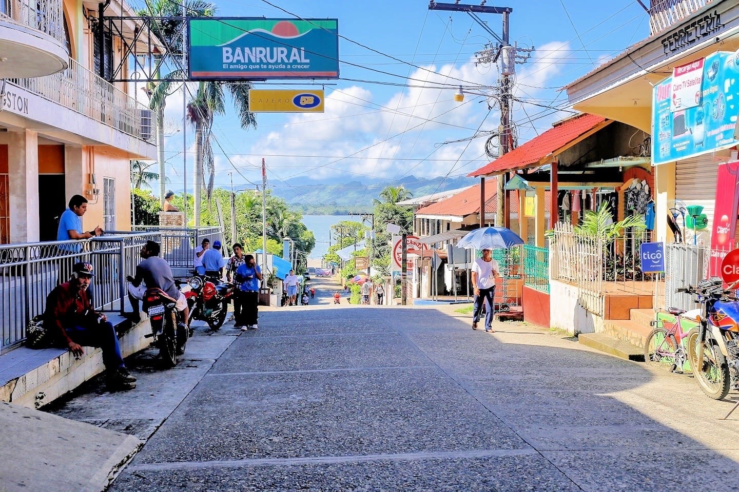 Livingston Guatemala Calle Principal