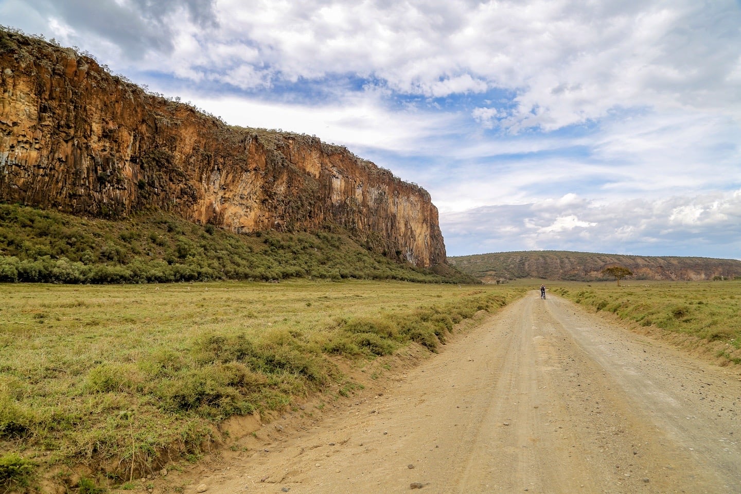 red cliffs of Hells Gate National Park