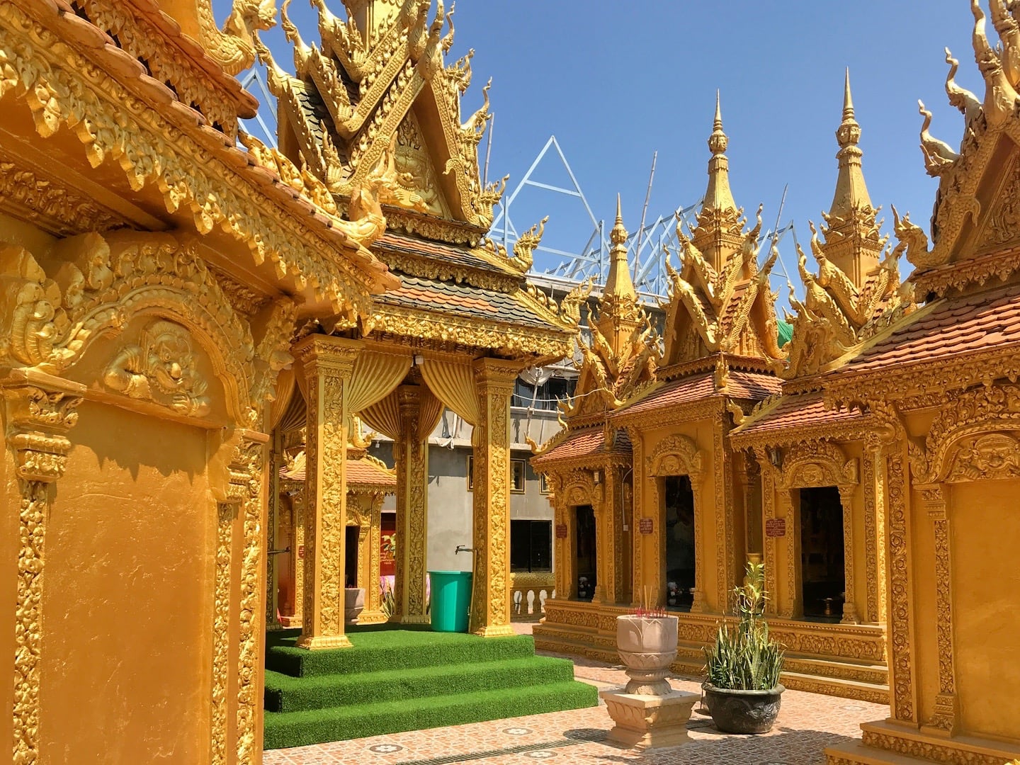 Golden Temple Phnom Penh