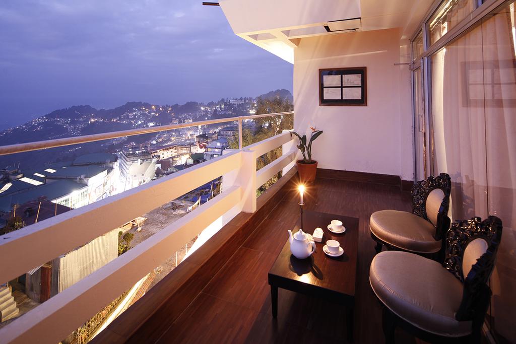 Sinclairs best hotels in Darjeeling 5 star resorts