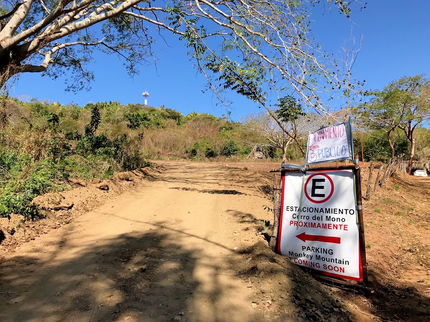 Monkey Mountain Sayulita hike parking