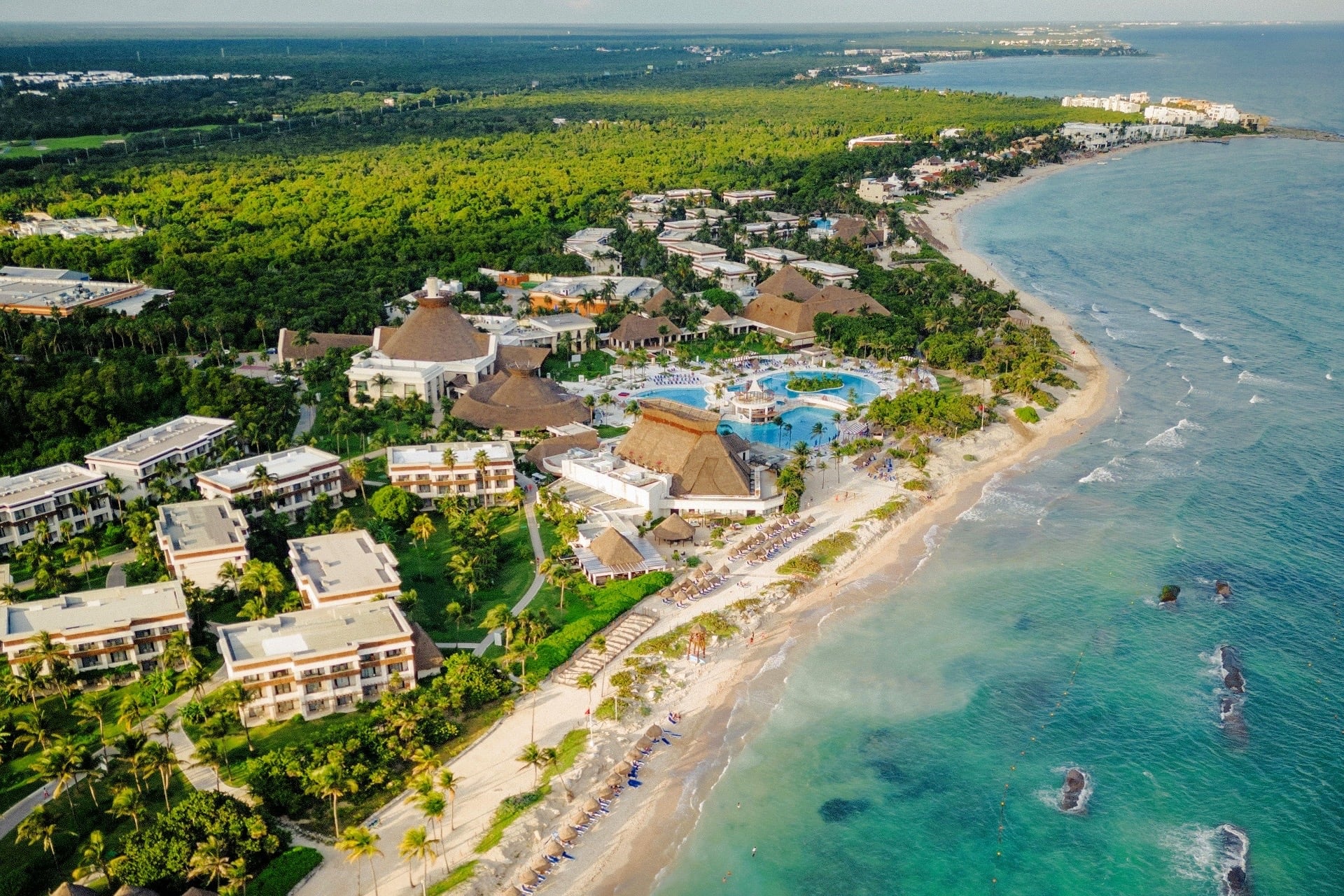 Tulum all inclusive resorts on the Caribbean sea in Mexico