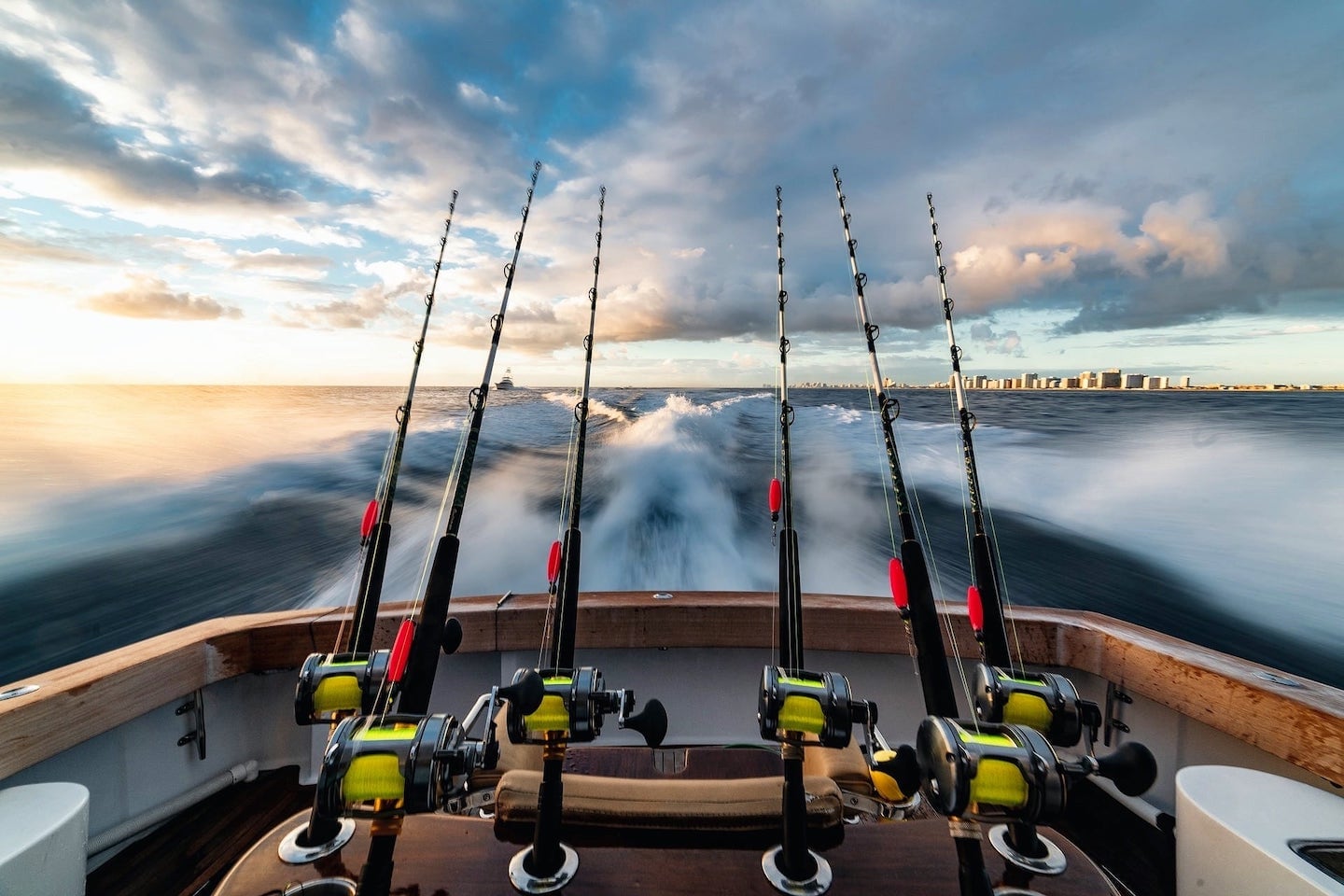 best fishing lodges ocean fishing from boat