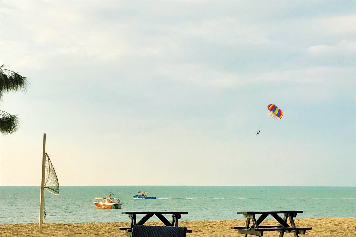 paragliding Batu Ferringhi Beach Penang