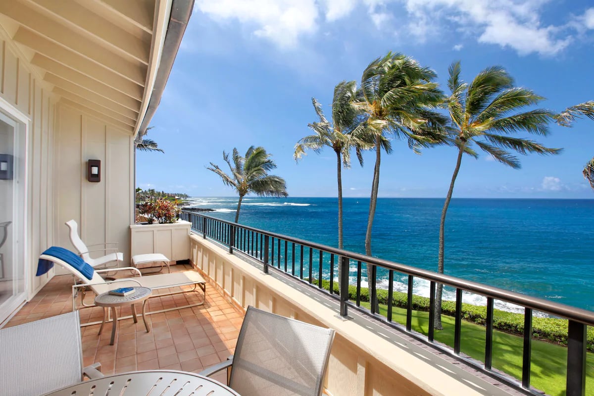 ocean view room best resorts in Hawaii