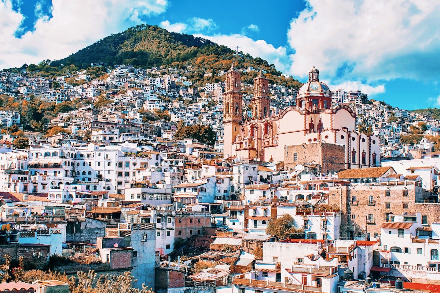 Taxco Guerrero Pueblo Magico cathedral and town