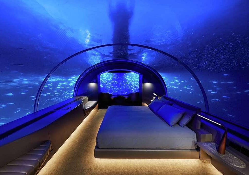 underwater room in Maldives