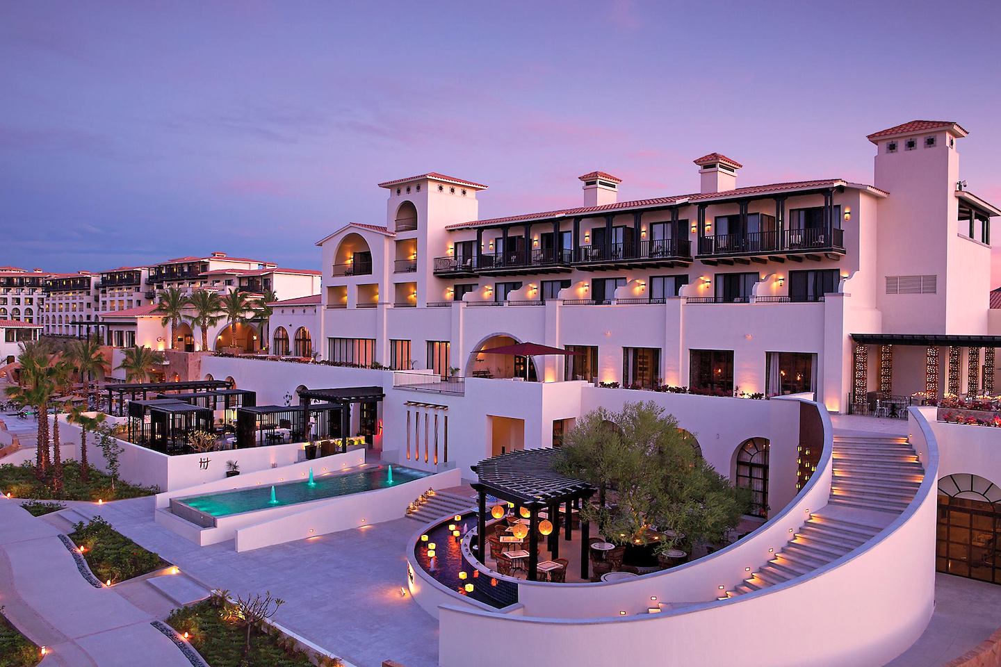 luxury all inclusive resort in Los Cabos at sunset
