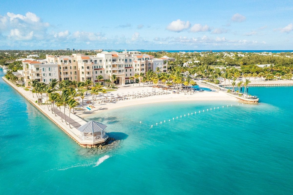 large luxury resort in Turks and Caicos