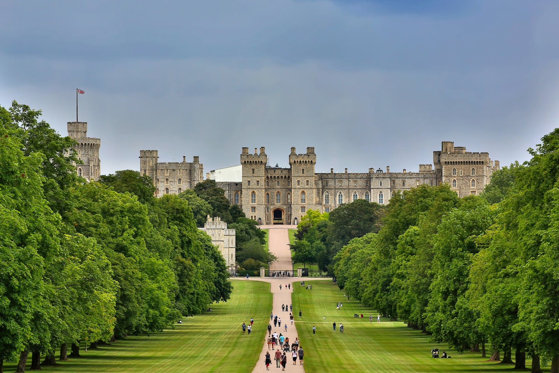 how to get from London to Windsor Castle